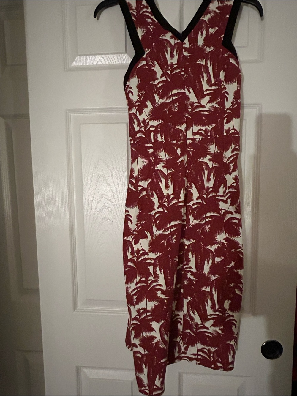 Line & Dot Sleeveless Red Palm-Print Bodycon Dress with Black Trim